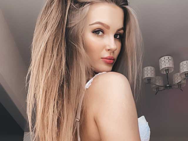 Fotografie a profilului Ellie_Kisa