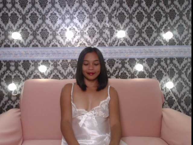 Fotografii geraldine6969 Hi there! wanna visit my room and i will show you a real cum and make you happy :)