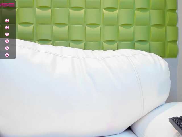 Capturi de ecran de difuzare GiaBrooks