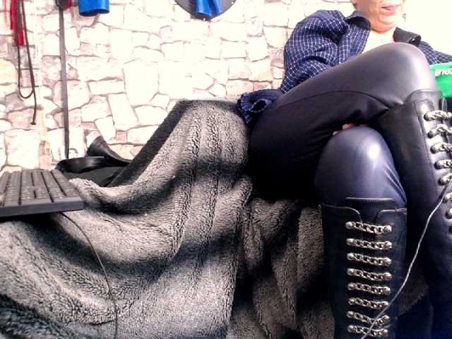 Capturi de ecran de difuzare GoddessShae