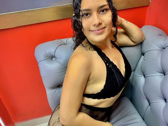 Fotografie a profilului Grace-Foster