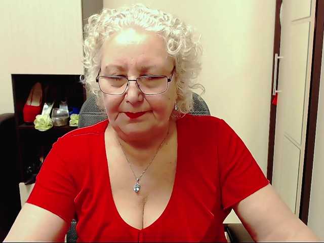 Capturi de ecran de difuzare GrannyWants