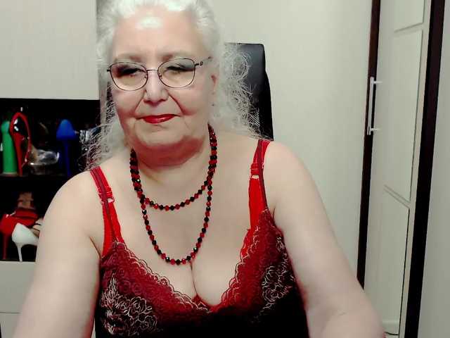 Capturi de ecran de difuzare GrannyWants