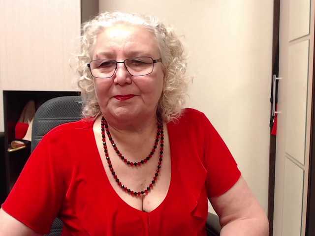 Capturi de ecran de difuzare GrannyWants