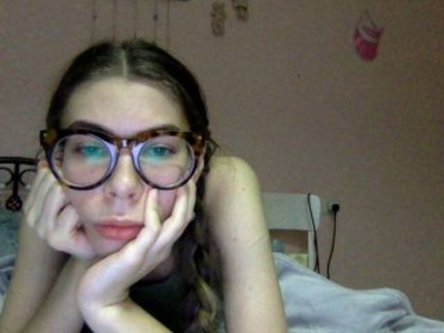 Capturi de ecran de difuzare LiLuGrey