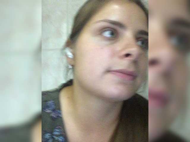 Capturi de ecran de difuzare HaleySmith