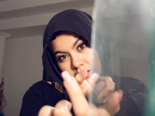 Fotografie a profilului halimabashar