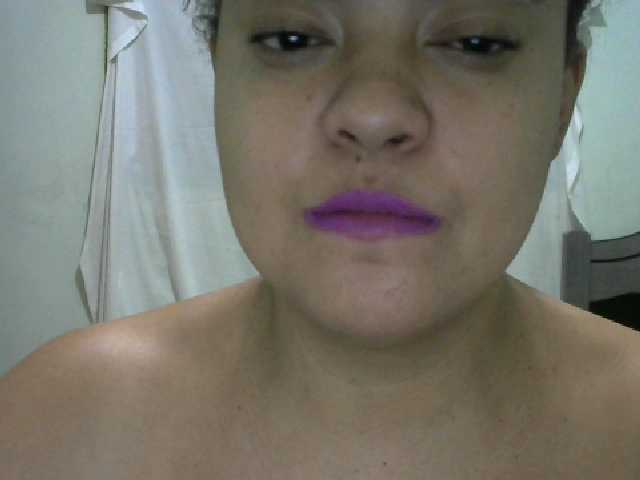 Capturi de ecran de difuzare DynePink