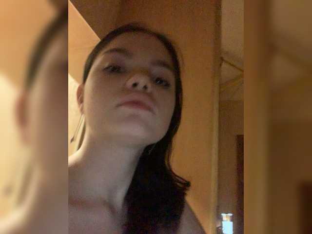Capturi de ecran de difuzare -k-i-r-a