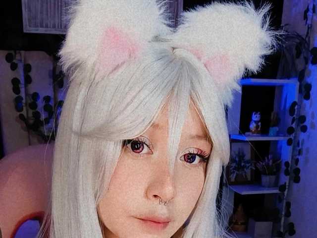 Fotografie a profilului hellenbunnyx