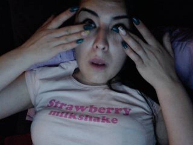 Capturi de ecran de difuzare HelloKitty20