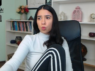 Fotografii Henriqua #lovenseon #maybe #squirt #lovense #lush #ohmibod #new #cute #teen #brunette #sensual #pussy