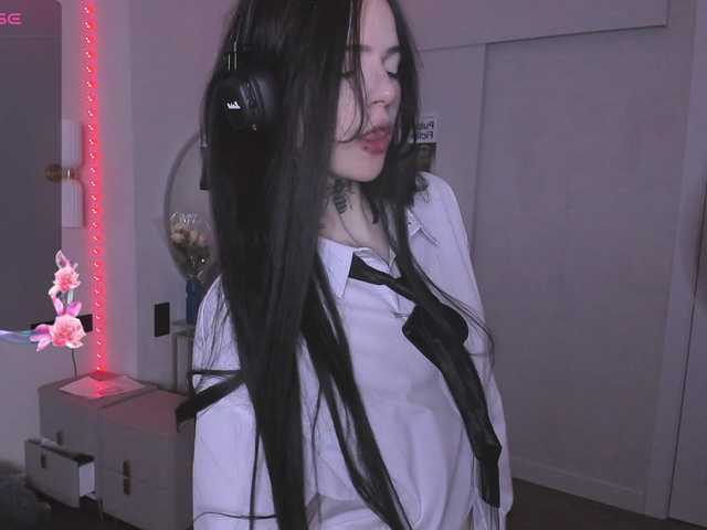 Capturi de ecran de difuzare HeyKylie