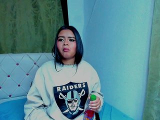 Chat video erotic hiilary19