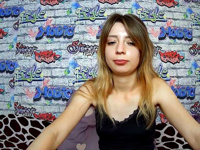 Capturi de ecran de difuzare holly15