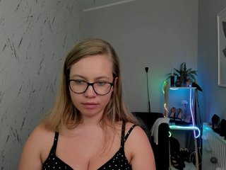 Chat video erotic hollyBB