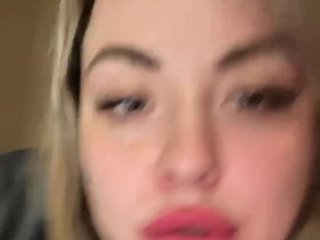 Chat video erotic HollyDoll