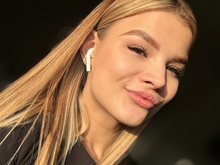 Chat video erotic Holyidol