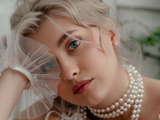 Chat video erotic HoneyCherry