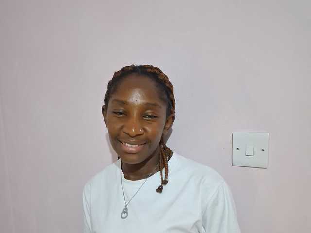 Fotografie a profilului Hornycammy23