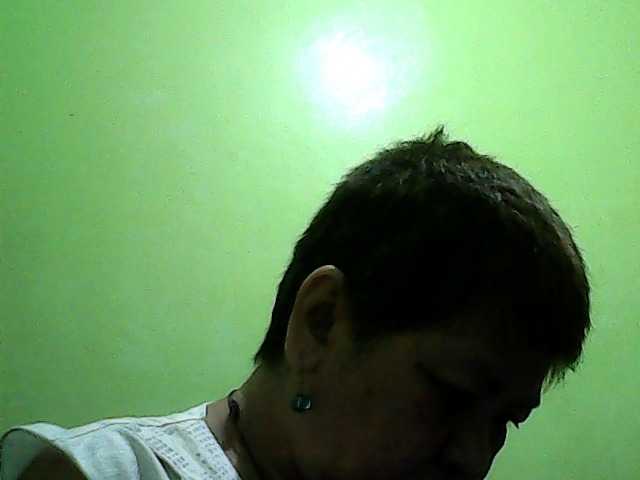 Capturi de ecran de difuzare HornyGranny