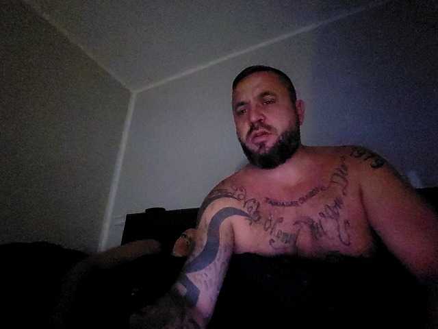 Capturi de ecran de difuzare Horrnnycouple