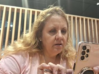 Chat video erotic HOTBABYSUCKS1