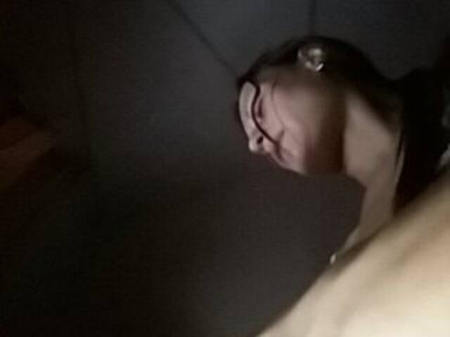 Capturi de ecran de difuzare hotexiting