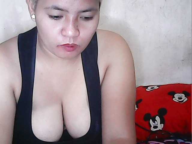 Fotografii hotfuckslave im singlemm pinay slave here and i need a master who can care of me now and own me now