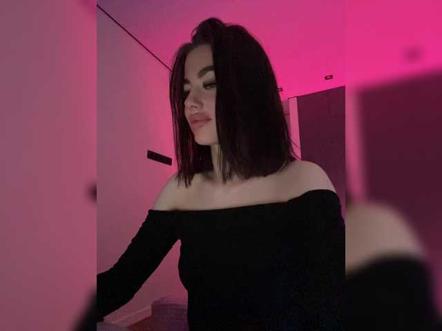 Capturi de ecran de difuzare HotGirlEva