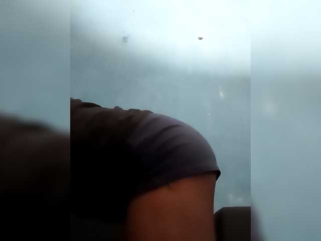 Capturi de ecran de difuzare HotGirlvina25