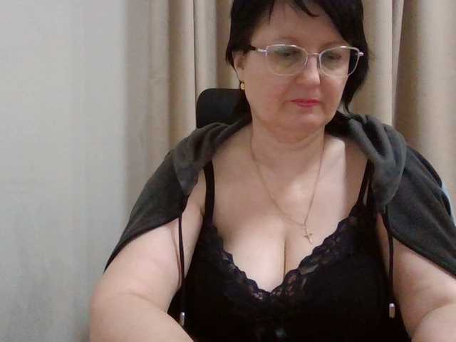 Capturi de ecran de difuzare HotMilfPussy