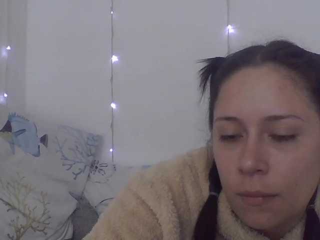 Capturi de ecran de difuzare hotsexymia