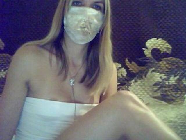 Capturi de ecran de difuzare Hot-stuff-4u