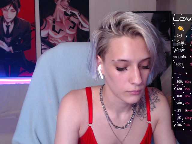 Capturi de ecran de difuzare HottiDevil