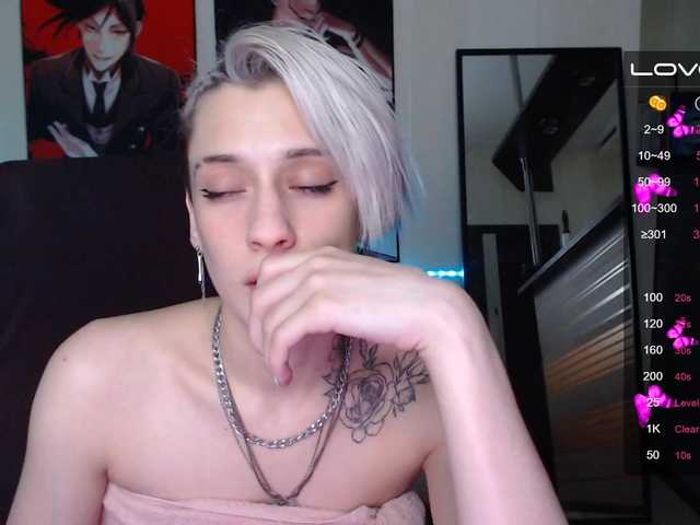 Capturi de ecran de difuzare HottiDevil