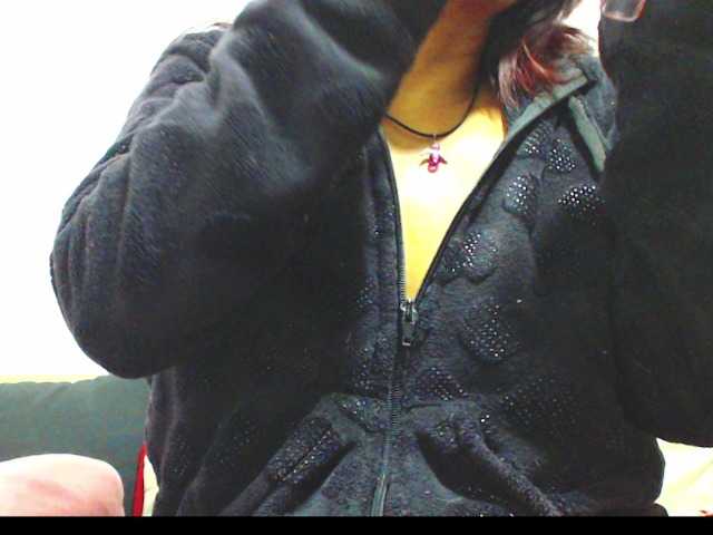 Capturi de ecran de difuzare KATYY-HOTTT