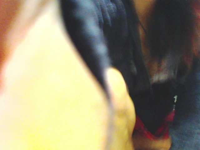 Capturi de ecran de difuzare KATYY-HOTTT
