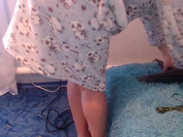 Fotografii HottyAssGirl Stand up35 see u cam 38 boobs 40 ass 55 pussy 75 play pussy 200 cum show 280 squirt 400 play with toy 500 take off mask 100