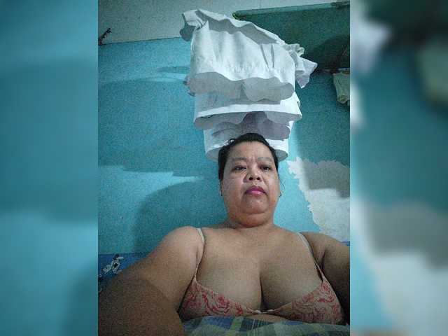Capturi de ecran de difuzare Hottynilda
