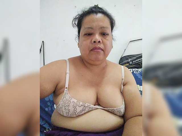 Capturi de ecran de difuzare Hottynilda