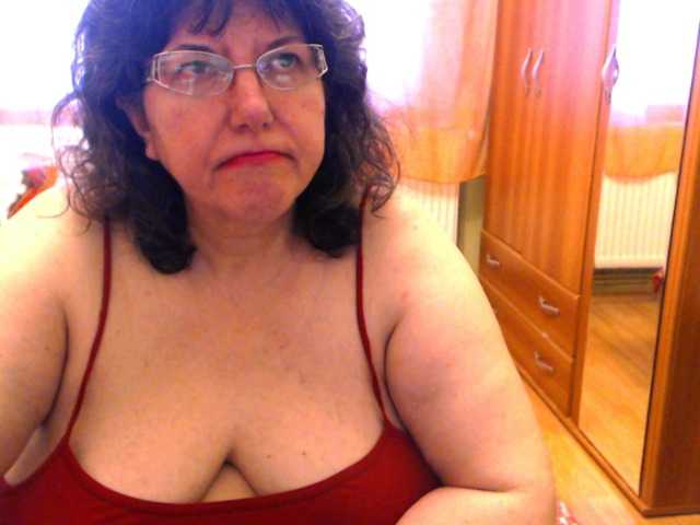 Fotografii HugeTitsXXX Hi my Guests! Welcome to my room! Hope you are feeling good today Enjoy, relax and have fun!! My pussy is very hot and wet now ... we can masturbate together if you give me 160 tokens.