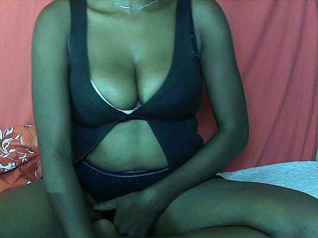 Capturi de ecran de difuzare sexy-frayah