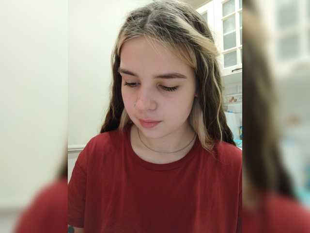 Capturi de ecran de difuzare iloveqni