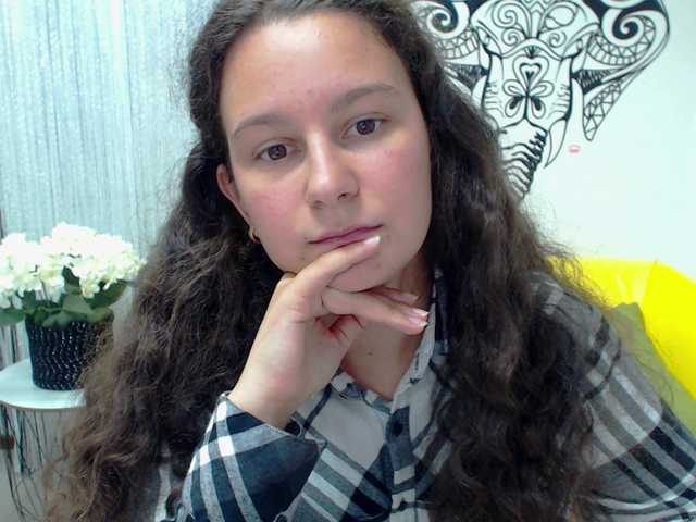 Capturi de ecran de difuzare ImCharming