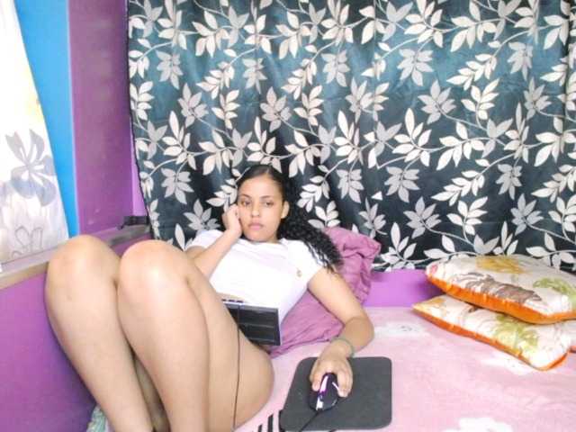 Capturi de ecran de difuzare Indianmaxine07