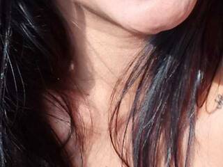 Chat video erotic Indiasuh