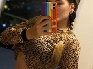 Chat video erotic Irina-Hadid