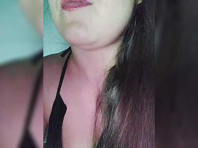 Capturi de ecran de difuzare IrinaWhite94