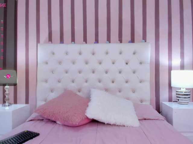 Capturi de ecran de difuzare iris-jenner